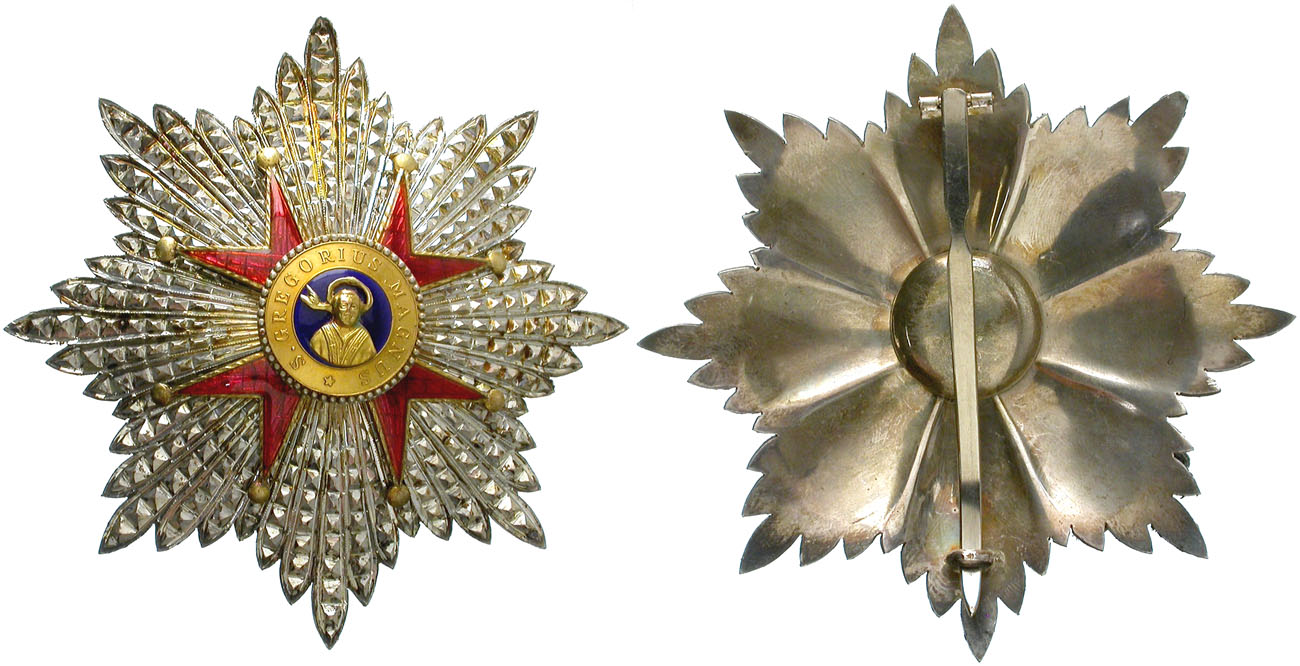 PLACA DE LA ORDEN DE SAN GREGORIO MAGNO. PLATA Y ESMALTES.79.7gr; 90mm